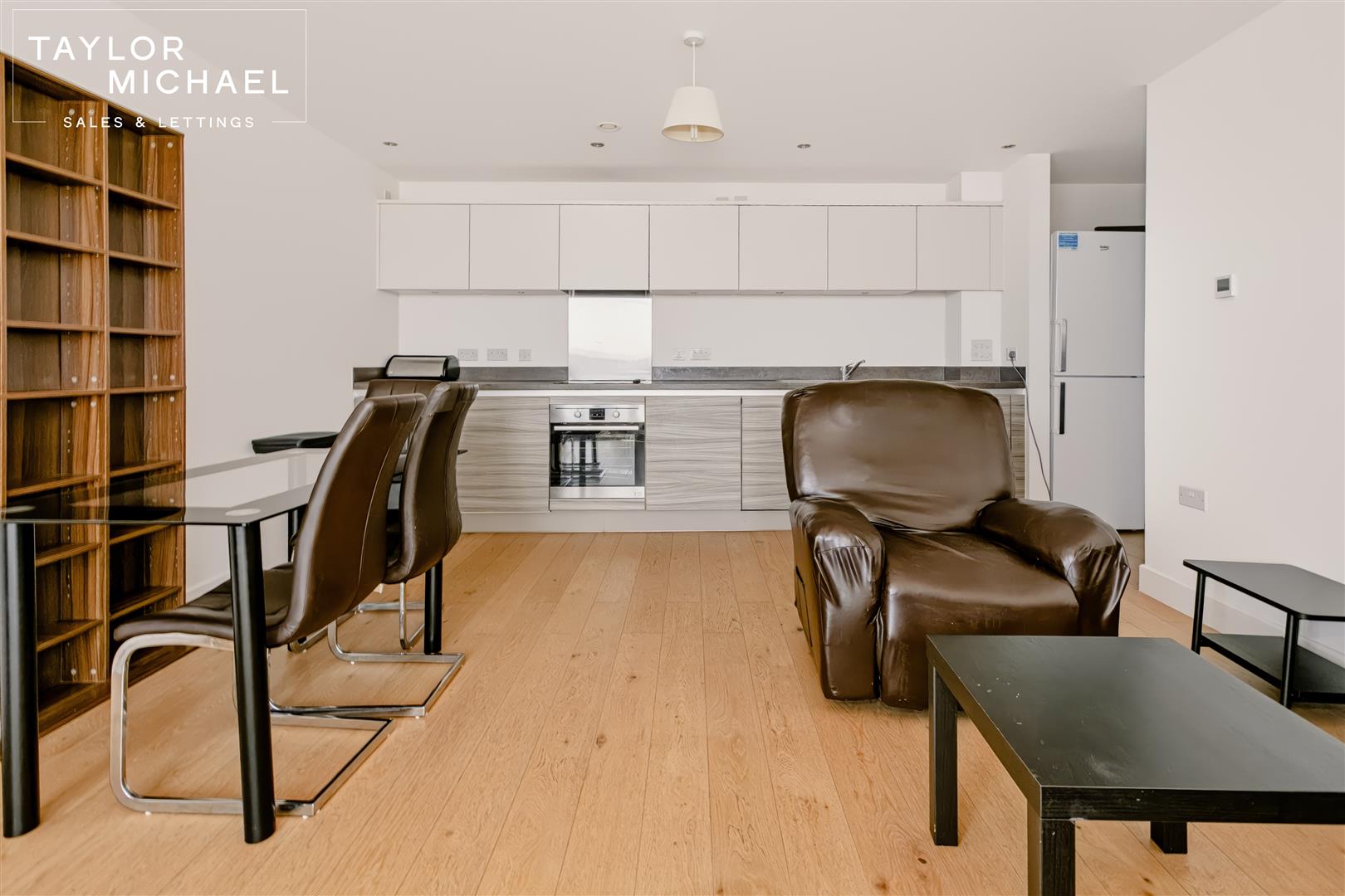 Living Room / Kitchen